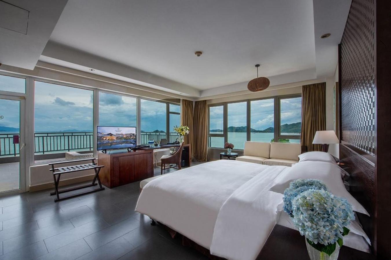 Sheraton Huizhou Beach Resort Huidong Exteriör bild
